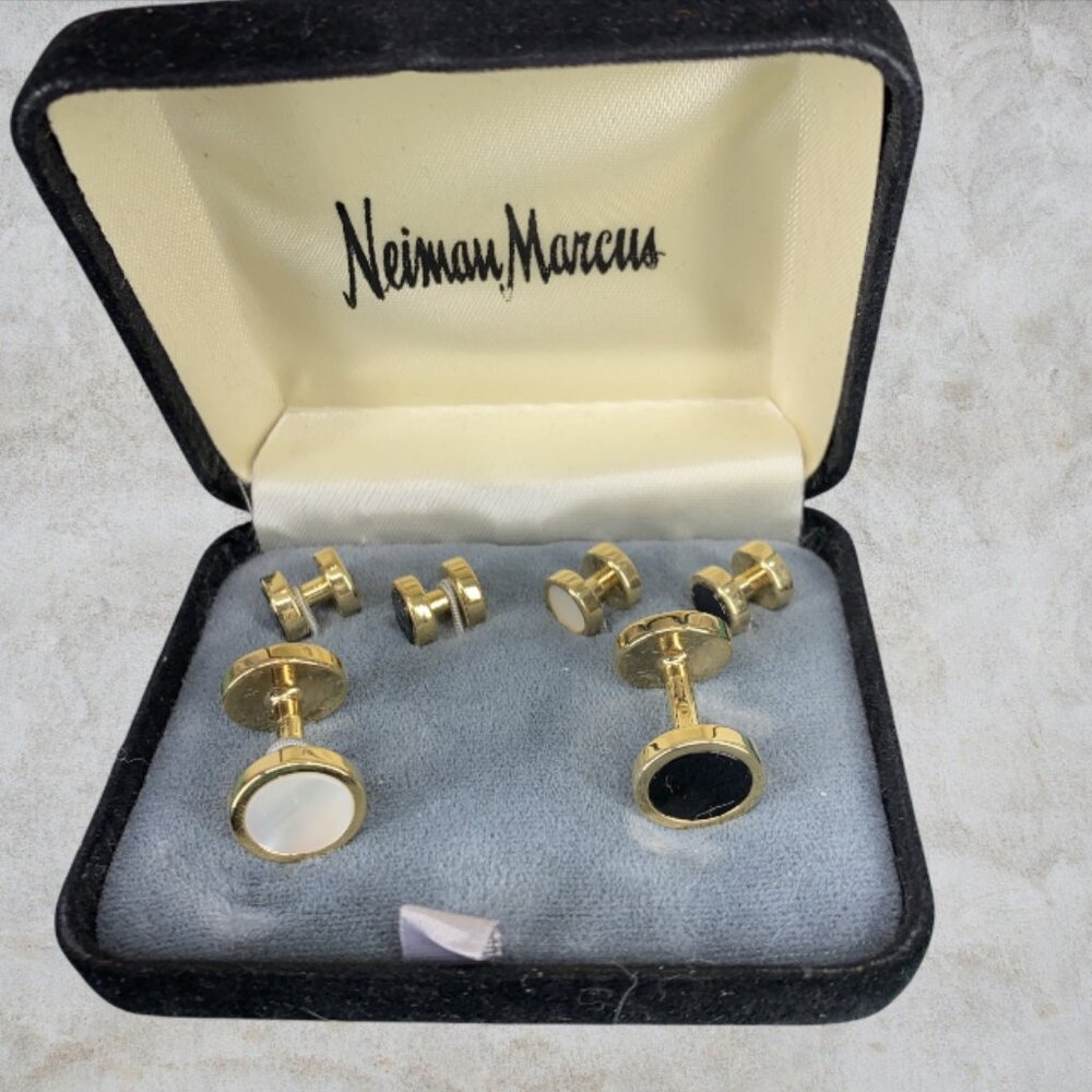 NEIMAN MARCUS -- Cuff Links & Tuxedo Studs, Gold … - image 2